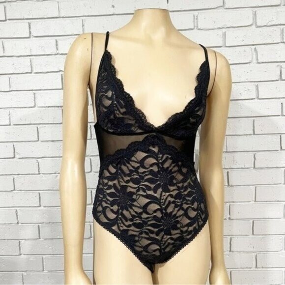 Free People Speed Date Lace Bodysuit - Size Small - Picture 4 of 10